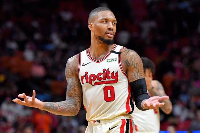 汤神首秀砍下22分独行侠胜马刺 绿军大胜奇才