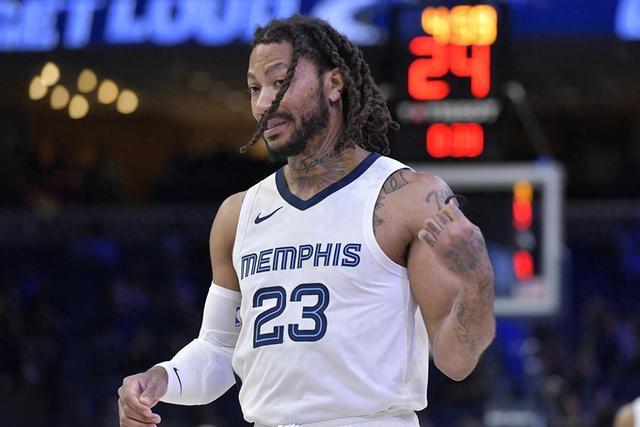 热身赛-中国男篮不敌西甲球队 廖三宁16分