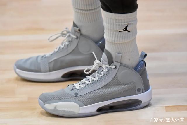 阿莫林执教曼联11场联赛 3胜2平6负排名联赛13位